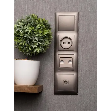 Валенсия Рамка 4-местная графит