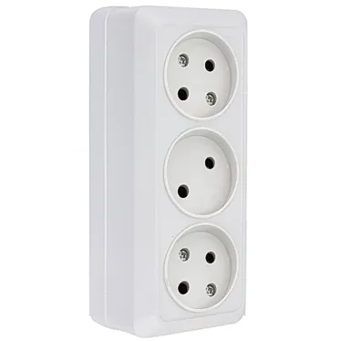 Розетка Рим 3-местная 10А без заземления белая