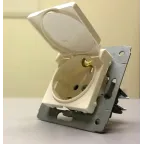 Розетка с заземлением Cariva IP44 слоновая кость