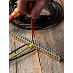 Шина PEN ноль-земля 8х12мм 22 отверстия латунь крепеж по центру PROxima