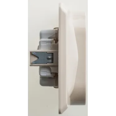 ЭТЮД Розетка двойная скрытая с заземлением со шторками бежевая