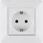 Valena LIFE Розетка силовая 2К+З 16А 250В со шторками безвинтовые зажимы с лицевой панелью белая
