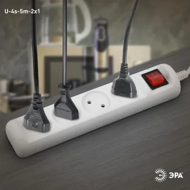 Удлинитель электрический U-4s-5m-2x1 без заземления c выключателем 4 розетки 5 м ПВС 2x1мм2 10А