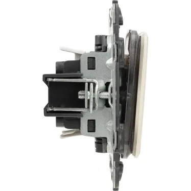 Valena ALLURE Переключатель двухклавишный 10АХ 250В с подсветкой С лицевой панелью Слоновая кость