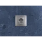 ETIKA Розетка без заземления со шторками алюминий винтовые зажимы