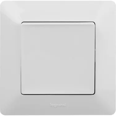 Valena LIFE Выключатель 10АХ 250В с лицевой панелью Безвинтовые зажимы Белый