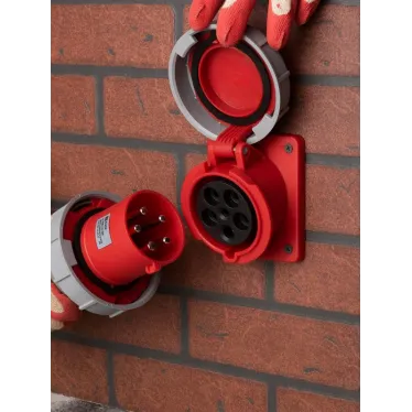 Розетка стационарная внутренняя угловая 4352 3Р+РЕ+N 63А 380В IP67 PROxima