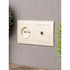 Валенсия рамка 2-местная кремовая