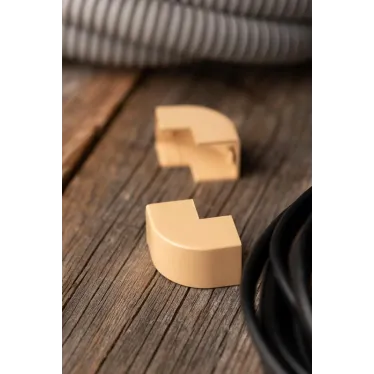 Угол внешний (16х16) (4 шт) Plast под светлое дерево