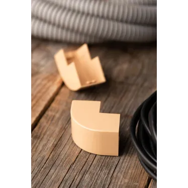 Угол внешний (25х25) (4 шт) Plast под светлое дерево