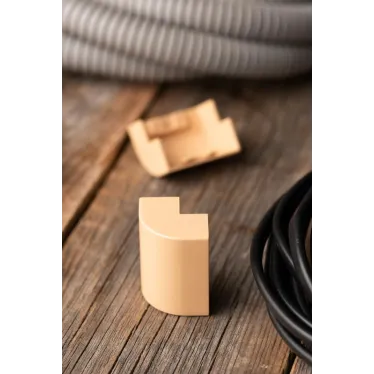 Угол внешний (40х16) (4 шт) Plast под светлое дерево