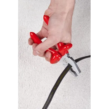 Пассатижи Master 160 мм 1000В Basic