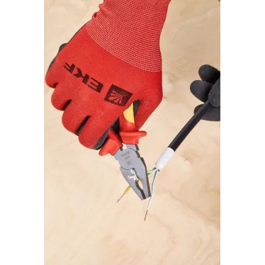 Пассатижи Expert 160 мм 1000В