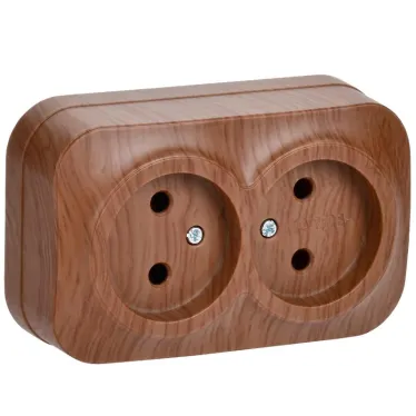 GLORY Розетка двухместная наружная без заземления дуб