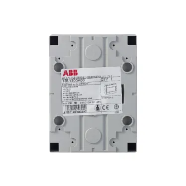 Щит распределительный навесной 4 модуля ЩРн-п-4 пластиковый Mistral65 серая прозрачная дверь без клемм IP65 (65P04X12)