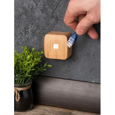 Розетка Phone одноместная ОП Минск светлое дерево