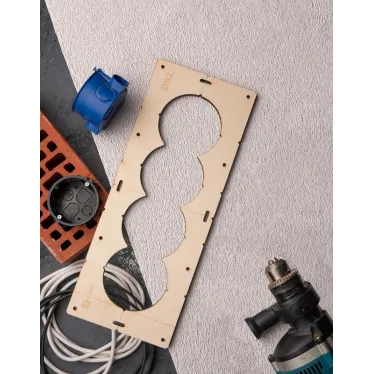 Шаблон для подрозетников c 4 отв. диам. 82 мм Expert