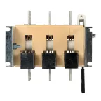 ВР32У-39A31240-R 630А, 1 направ. с д/г камерами, с передней смещённой рукояткой MAXima