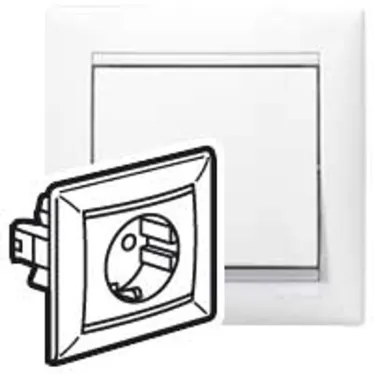 VALENA Розетка с заземлением в сборе винтовые зажимы белая