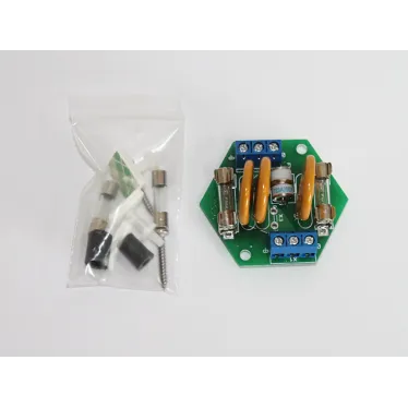 Альбатрос-220/500-AC блок защиты электросети, УЗИП, 220В, 500ВА защита L-0-PE | 222 | Бастион