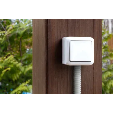 Quteo Белый Выключатель 1-клавишный IP44 10А | 782300 | Legrand