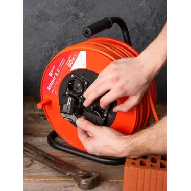 Удлинитель на катушке 'Атлант 2.0' 4 гнезда 50м с заземлением ПВС 3x1.5 16А/3.5кВт IP44 PROxima