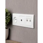 Валенсия рамка 3-местная белая