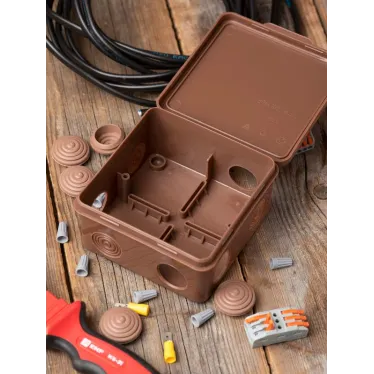 Коробка распаячная КМР-030-014 с крышкой (103х103х55), 8 мембранных вводов тёмное дерево IP54 PROxima