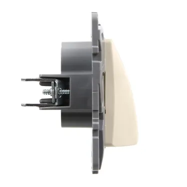 Вывод кабеля IP21 Etika с зажимом для кабеля слоновая кость