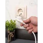 Розетка одноместная СП с заземлением 16А бежевый с защитными шторками Минск