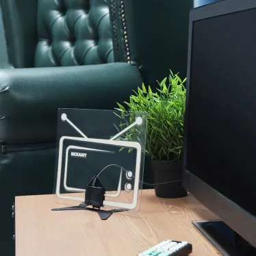 Антенна комнатная Активная для цифрового телевидения DVB-T2 Ag-719 USB,