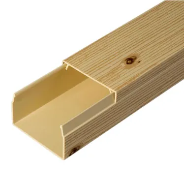 Кабель-канал сосна 2-й замок в п/э 40х25 мм (24 м/уп)