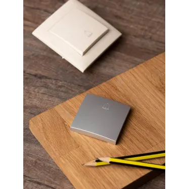 Валенсия лицевая панель кнопки звонка 10А сталь