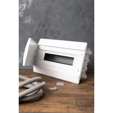 Щит распределительный ЩРВ-П-18 SlimBox белая дверца IP41 PROxima