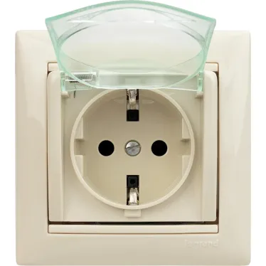 VALENA Розетка с заземлением со шторками с крышкой в рамку слоновая кость