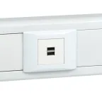 Розетка USB, сила тока 2.1 А (2 гнезда) без индикатора