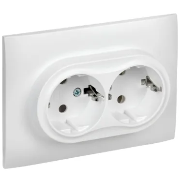 SKANDY Розетка 2-местная с заземлением без защитных шторок 16А в сборе SK-R08W арктический белый IEK