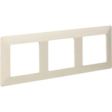 Valena LIFE Рамка 3 поста слоновая кость универсальная