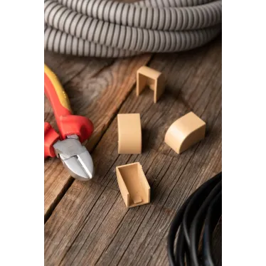 Заглушка (16х16) (4 шт) Plast под светлое дерево