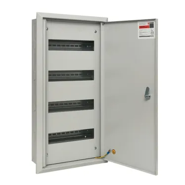 Щит распределительный встраиваемый ЩРв-48з IP30 650х340х120 с замком