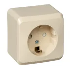 ЭТЮД Розетка наружная с заземлением со шторками бежевая