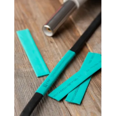 Трубка термоусаживаемая ТУТ нг 12/6 зеленая в отрезках по 1м PROxima