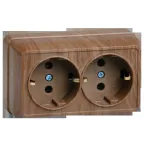 ОКТАВА Розетка двойная наружная с заземлением дуб