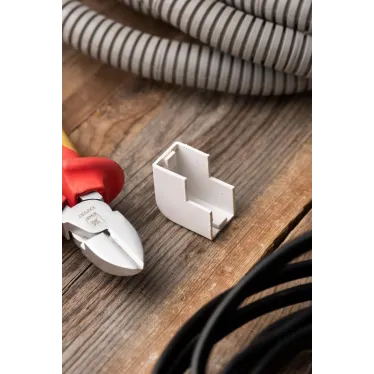 Угол внешний (25х25) (4 шт) Plast Белый