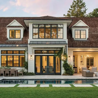 Светильник НБУ-60w вниз Е27 IP44 черный