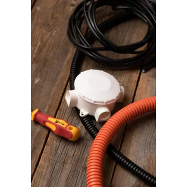 Коробка распаячная КМР-040-040 трехрожковая белая (70х35) PROxima