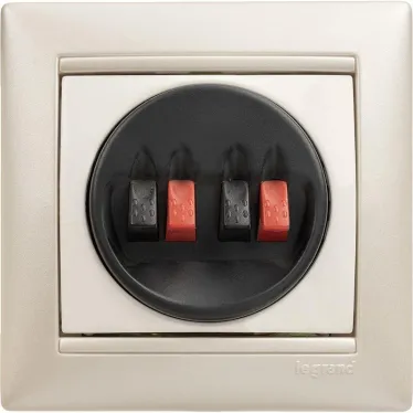 VALENA Рамка 1 пост белая/серебро