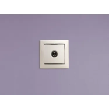 VALENA Розетка телевизионная TV звезда в рамку белая 1.5дБ