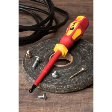 Отвертка Master PH2x100 мм 1000В Basic