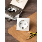 Валенсия лицевая панель розетки 1-местной с/з 16А жемчуг с защ. штор.